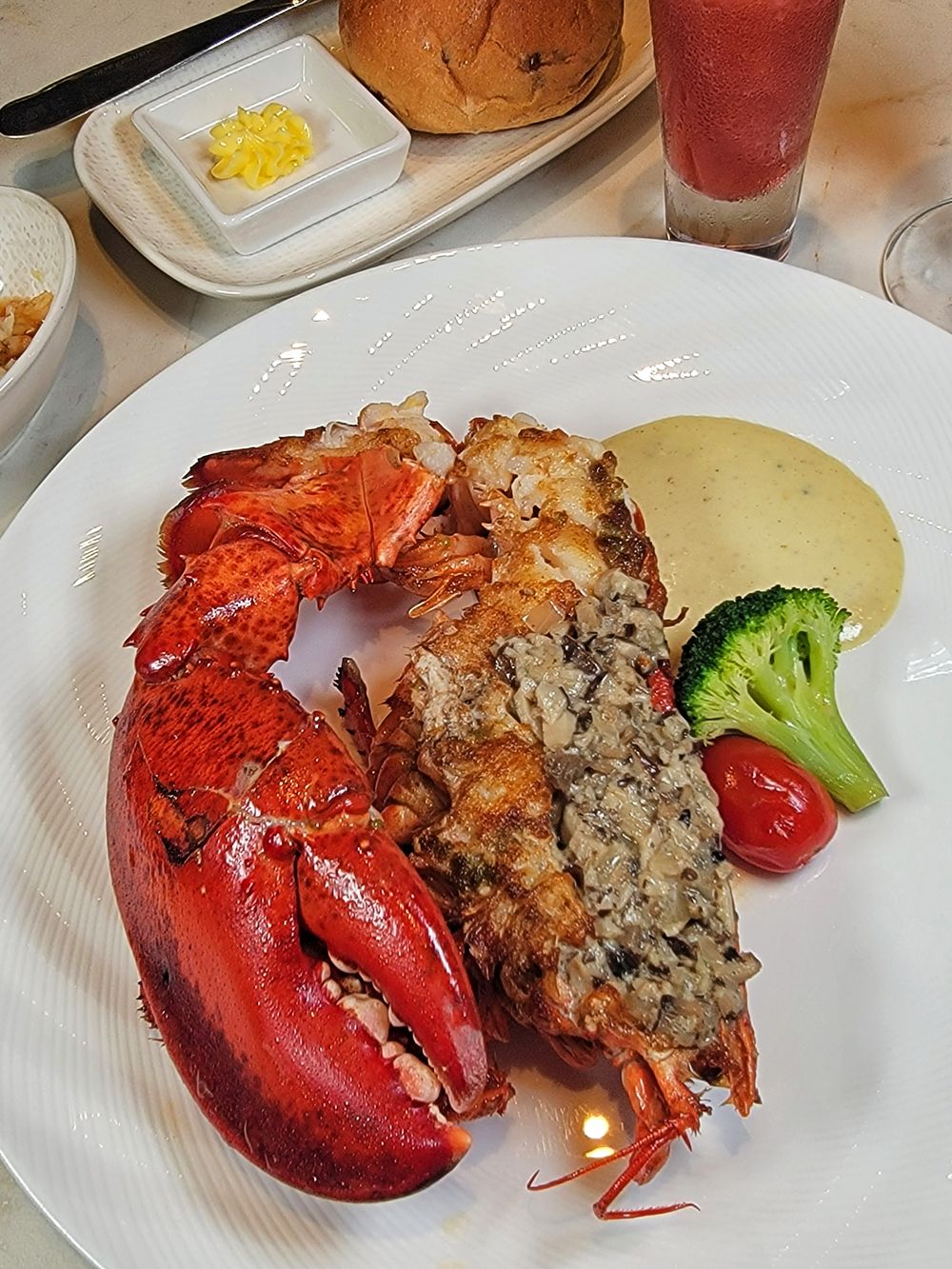 【墨賞新鐵板料理-古亭店】海陸雙主菜套餐主餐(海鮮)龍蝦海陸套餐 波士頓活龍蝦(半尾)